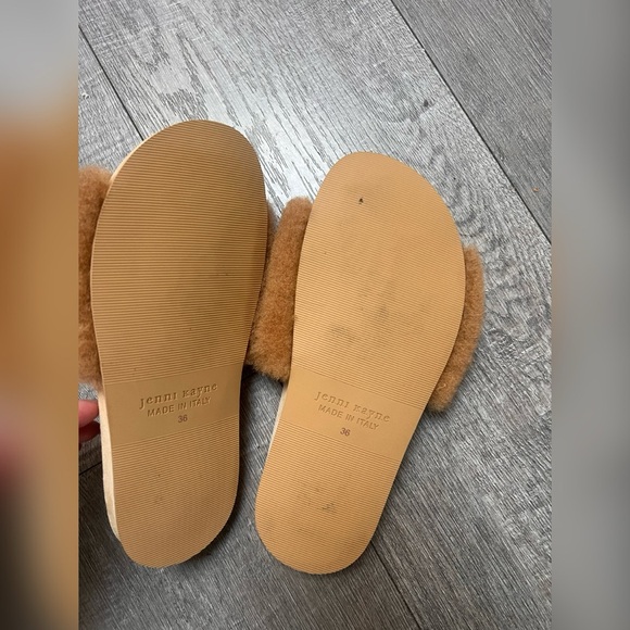 Jenni Kayne Shearling Slide Sandals Natural Size 6 $325 LIKE NEW - Picture 4 of 8